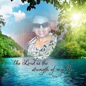 Meet your Posher, Gina